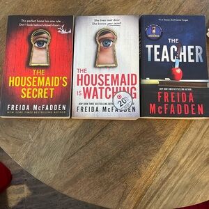 Freida McFadden Books.